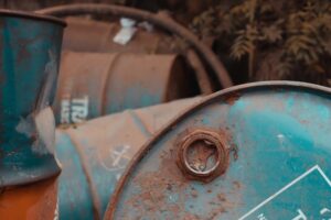 How Professional Oil Tank Services Can Help Extend the Lifespan of Your Tank